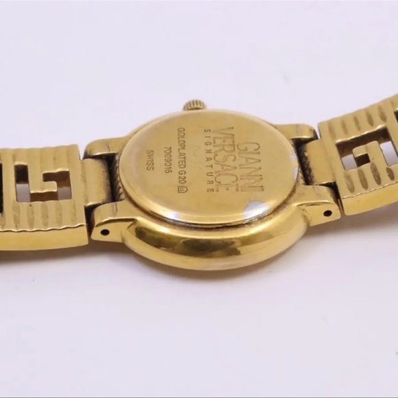 Versace 14k Gold Plated Watch AMAZING!! - Picture 6 of 9